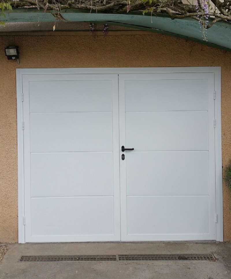 Porte garage pvc 1